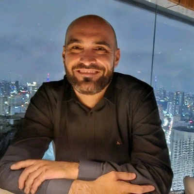 Marcos Dizarro, fundador da Aliança Soluções, em um retrato profissional.